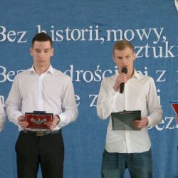 zm