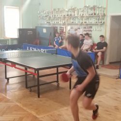 Tenis sto łowy
