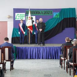 b23