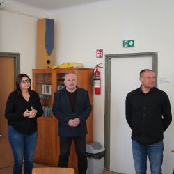 kw